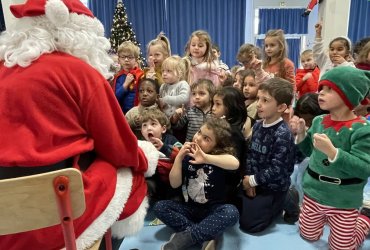 PÈRE NOËL DANS LES ÉCOLES ET ACCUEILS DE LOISIRS